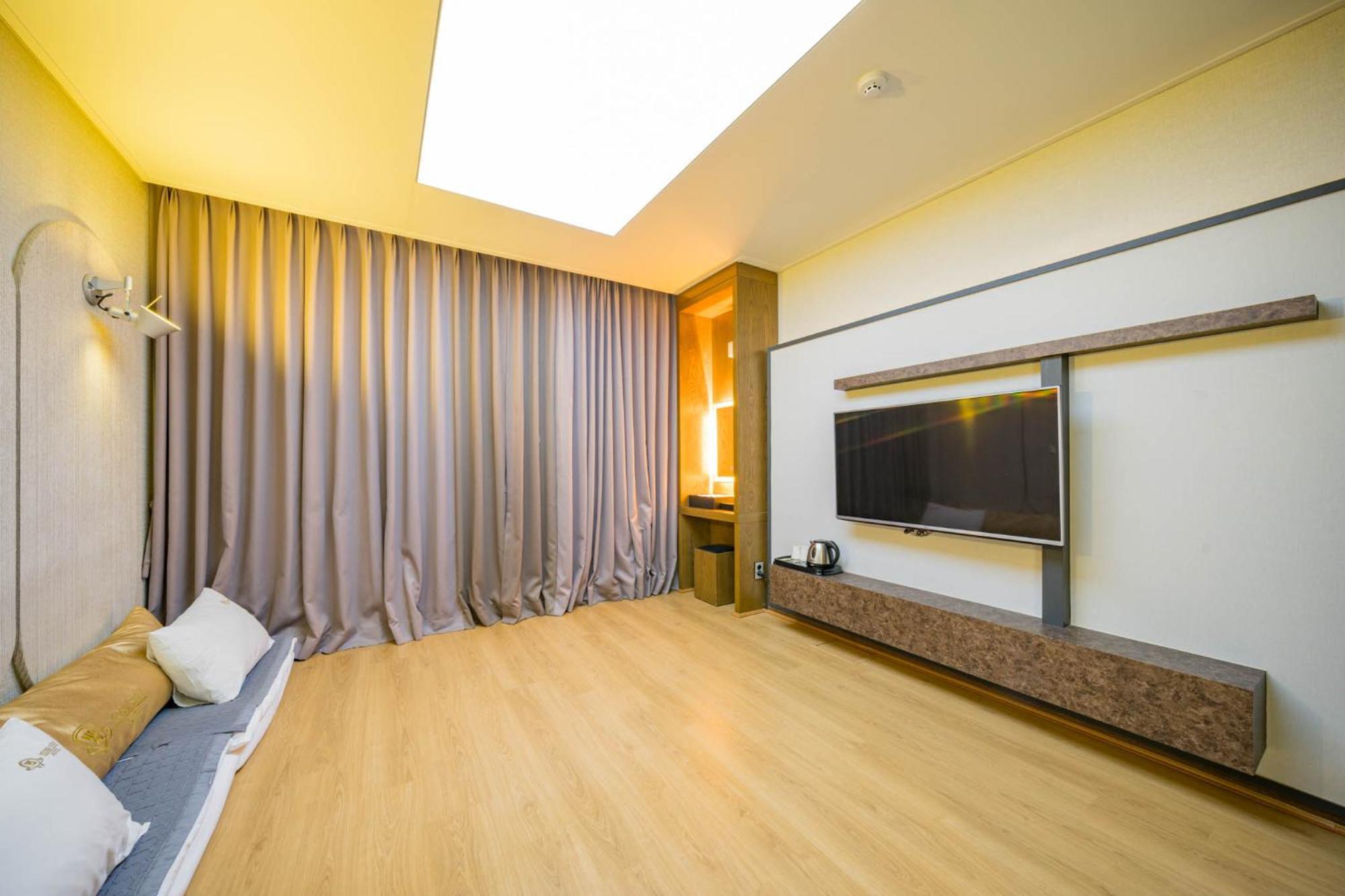 Yeosu Stay Hotel Pokój zdjęcie