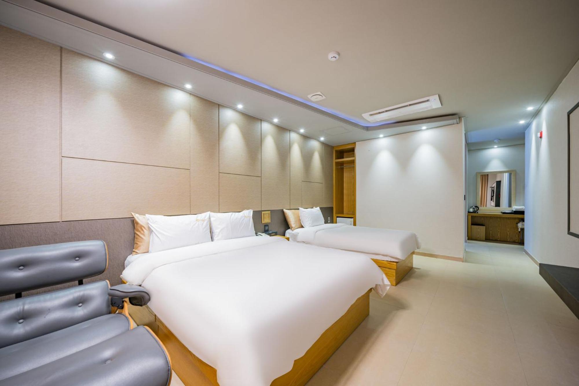 Yeosu Stay Hotel Pokój zdjęcie