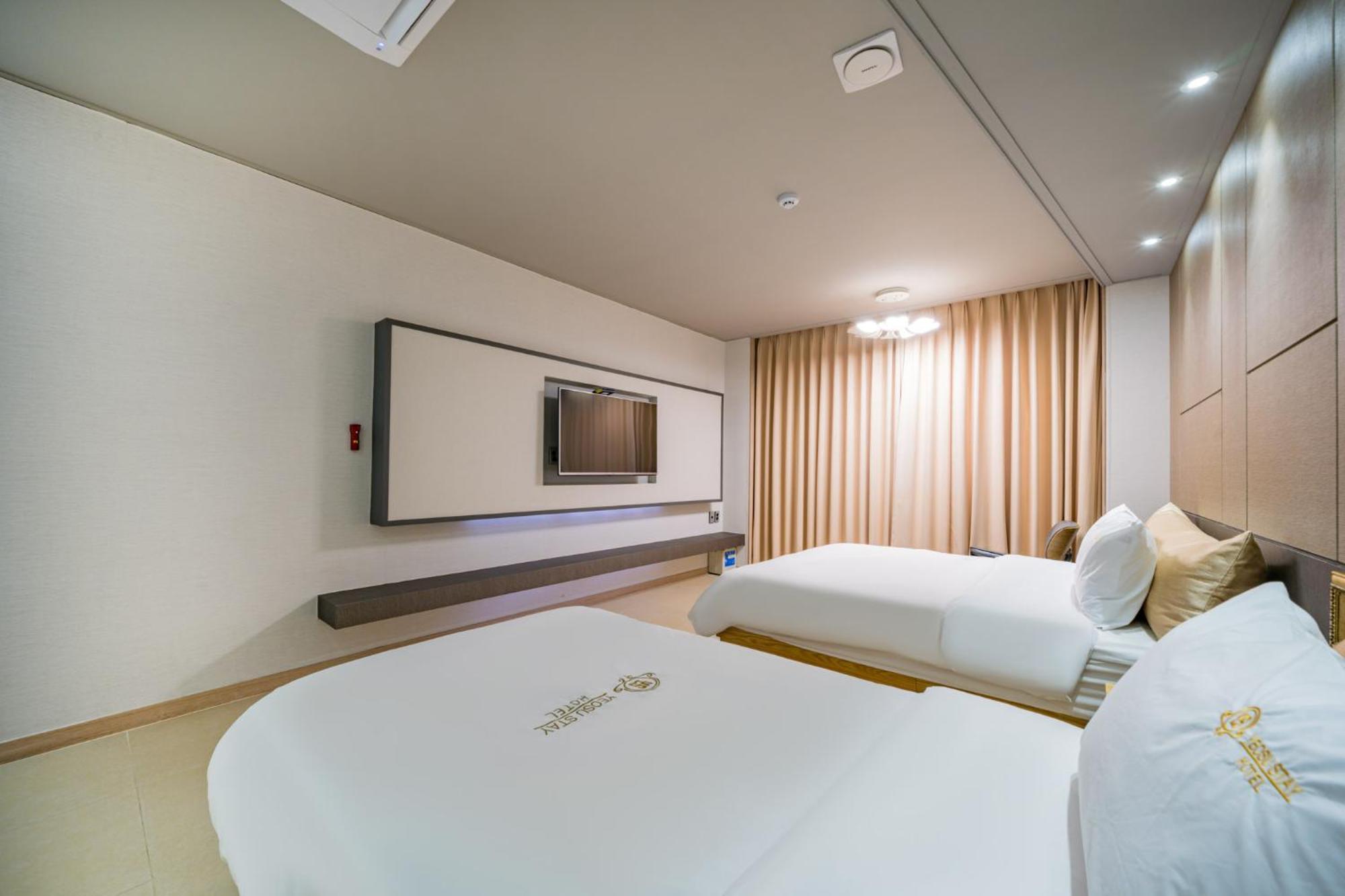 Yeosu Stay Hotel Pokój zdjęcie